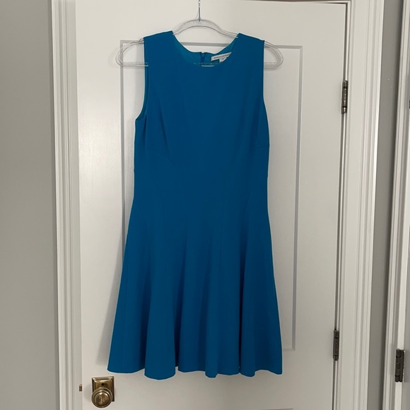 Diane Von Furstenberg Dresses & Skirts - Diane Von Furstenberg (DVF) SZ10 fit & flare dress